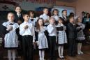 Исполнение песни  учащимися нач.школы