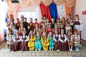 Праздник для дошкольников к Дню государственного флага Российской Федерации «Моя Россия»