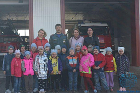 Экскурсия детей подготовительной логопедической группы в пожарную часть.