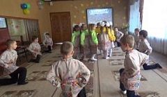 Кадриль в исполнении детей подг. к школе группы №9