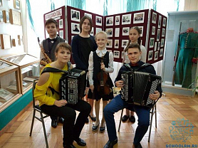 Ученики школы выступили с концертом на творческом вечере «И сладок жизни пестрый карнавал…» в музее А.И.Полежаева