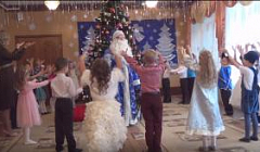 "Новогодняя елка" - хоровод в исполнении воспитанников группы №10