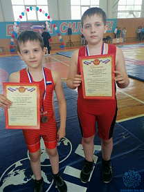 Туровцев Андрей (5 "А" класс) стал призером  Республиканского турнира по греко-римской борьбе, посвященного Дню Победы
