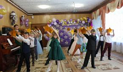 Танец "Звёзды" в исполнении детей подг. группы №5