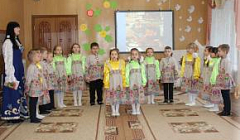 Песня "Моя бабушка" в исполнении детей подготовительной к школе группе №3