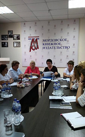 Встреча учителей мордовского (мокшанского, эрзянского) языка в Центре национальных литератур 