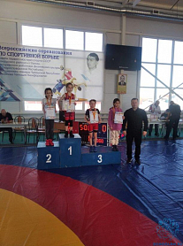 Турнир по вольной борьбе среди девушек 12 – 14 лет в г. Канаш