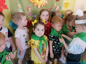 25 апреля в нашем детском саду прошло посвящение детей второй младшей группы 1 в "Эколята-дошколята" - юных защитников природы.