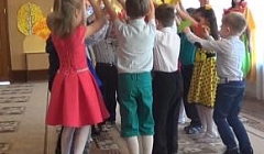 Танец "Разноцветная осень", гр. №2; муз. рук. Барашкина Е.В.