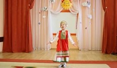 Мокшанская народная песня "Ваняня", исполняет Никулкина Алена 6 лет